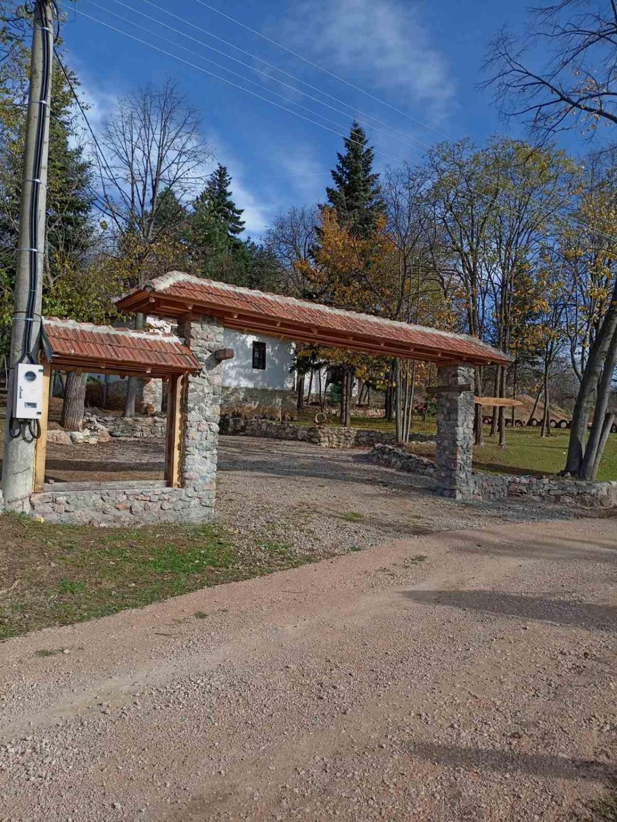Konaciste Mali Izvor Villa Boljevac Buitenkant foto
